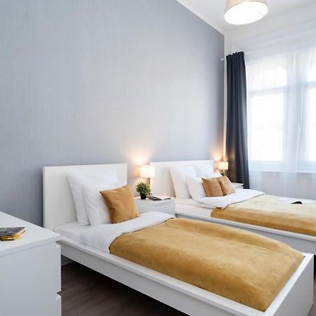 Large Apartment At Perfect Central Location Будапеща Екстериор снимка