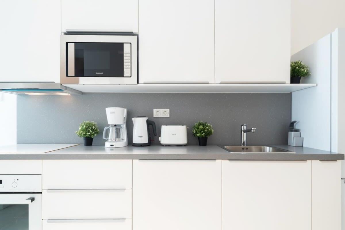 Large Apartment At Perfect Central Location Будапеща Екстериор снимка